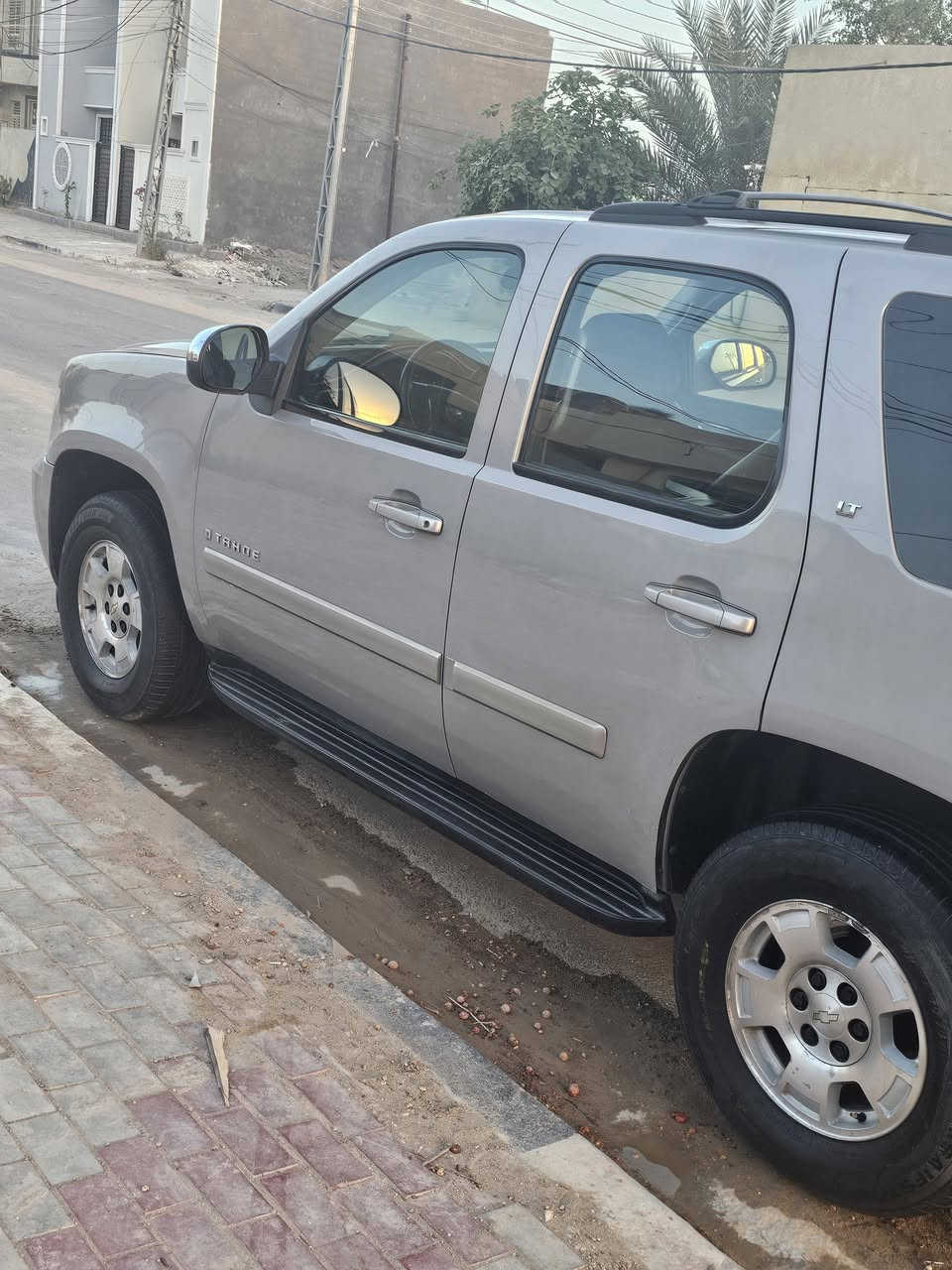 تاهو للبيع بدون مراوس موديل 8 رقم سليمانيه باسمي تحويل مباشر سياره كفاله عامه من ضربه صبغ فتح تخم تاير جديد تبريد تدفئه *********** كهربائيات كله شغال مكان السياره كربلاء السعر 195
