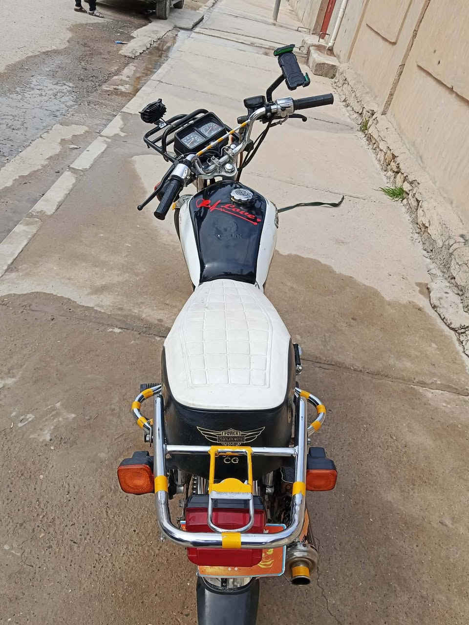 ماطور تايگر موديل 23 للبيع
السعر 540 وبمجال ماكينه ما مفتوح يرهم مراوس ايش عندك نزل تعليقات
***********
