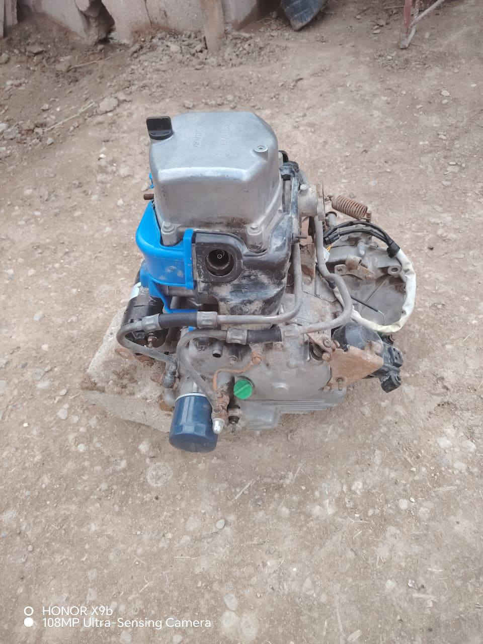 السلام عليكم مكينة 18للبيع مكفولة مكاني بغداد المعامل بستان سامب رقم ***********
