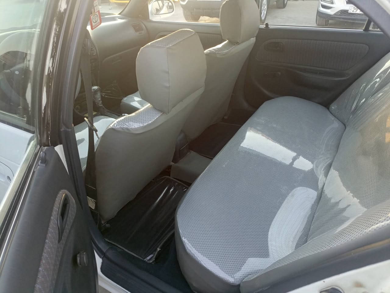 السلام عليكم كورلا محوره موديل 1994 رقمه بغداد مشروع 
مصبوغة عام بدون ضربه صبغ جماليه سياره تعمير جديد
محرك وكير وصدر مكفولات تخم تاير سياره جاهزه من كلشي وناعمه كلش السعر 65 وبيه مجال العنوان واسط 
***********
