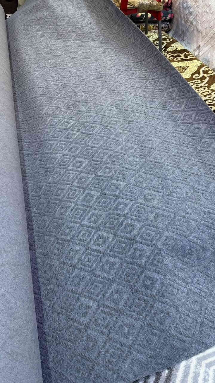 كاربت ايراني امتار الوان جديده
العرض 4متر طول حسب الطلب 
يقاس متر مربع طول بعرض بسعر 
مثال 4في5في3 متر مربع 
سعر المتر 3الاف للحجز وتساب ***********
توصيل 3الاف المركز البصرة اقضيه 4 محافظات 8الاف
