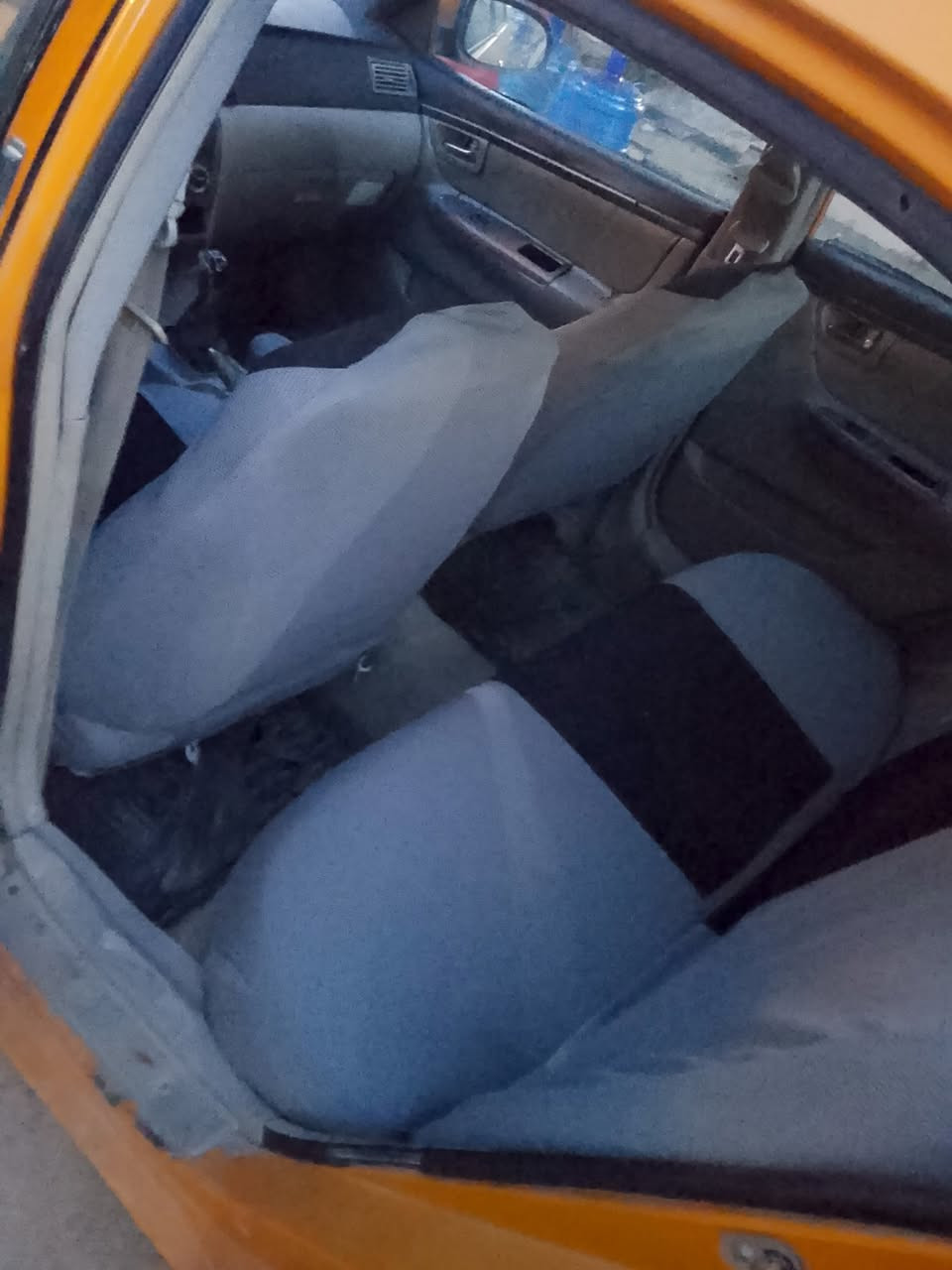 تفاصيل داخل صوره
