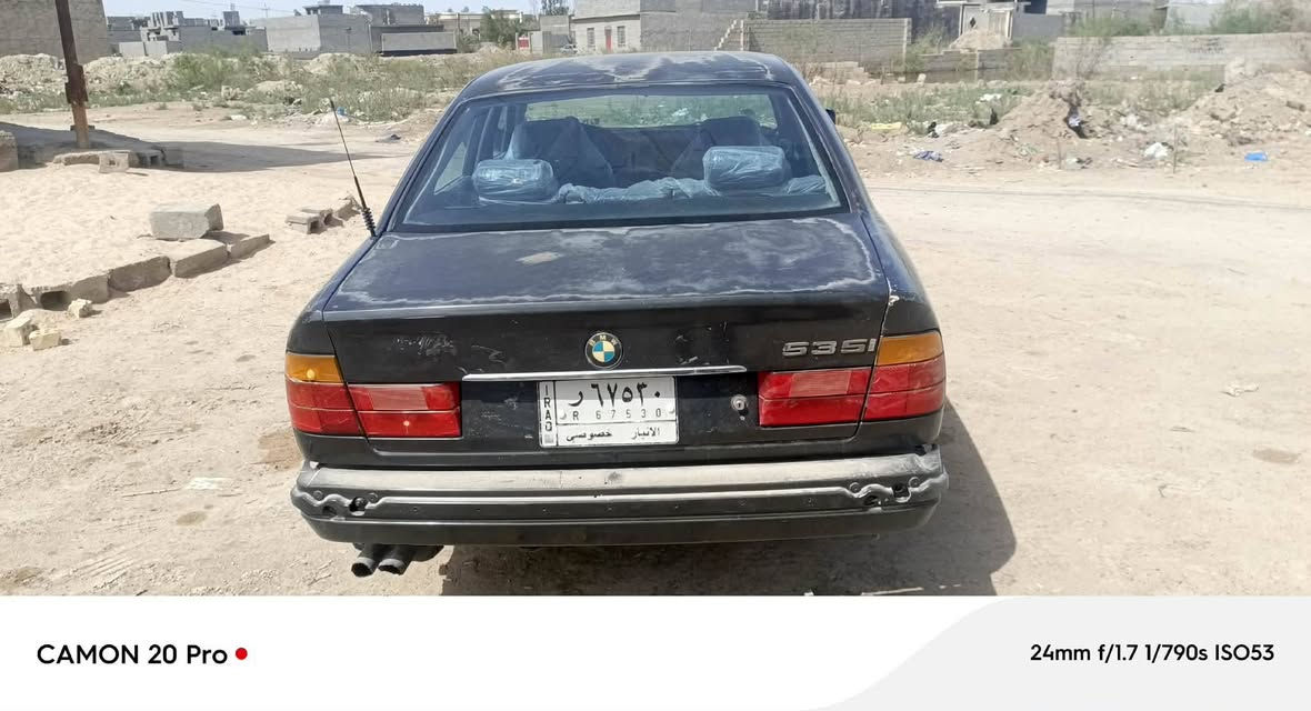 السلام عليكم بي ام 535 للبيع ومراوس موديل 92 السعر 42 وبيها مجال كان السياره الفلوجه 
***********
***********
