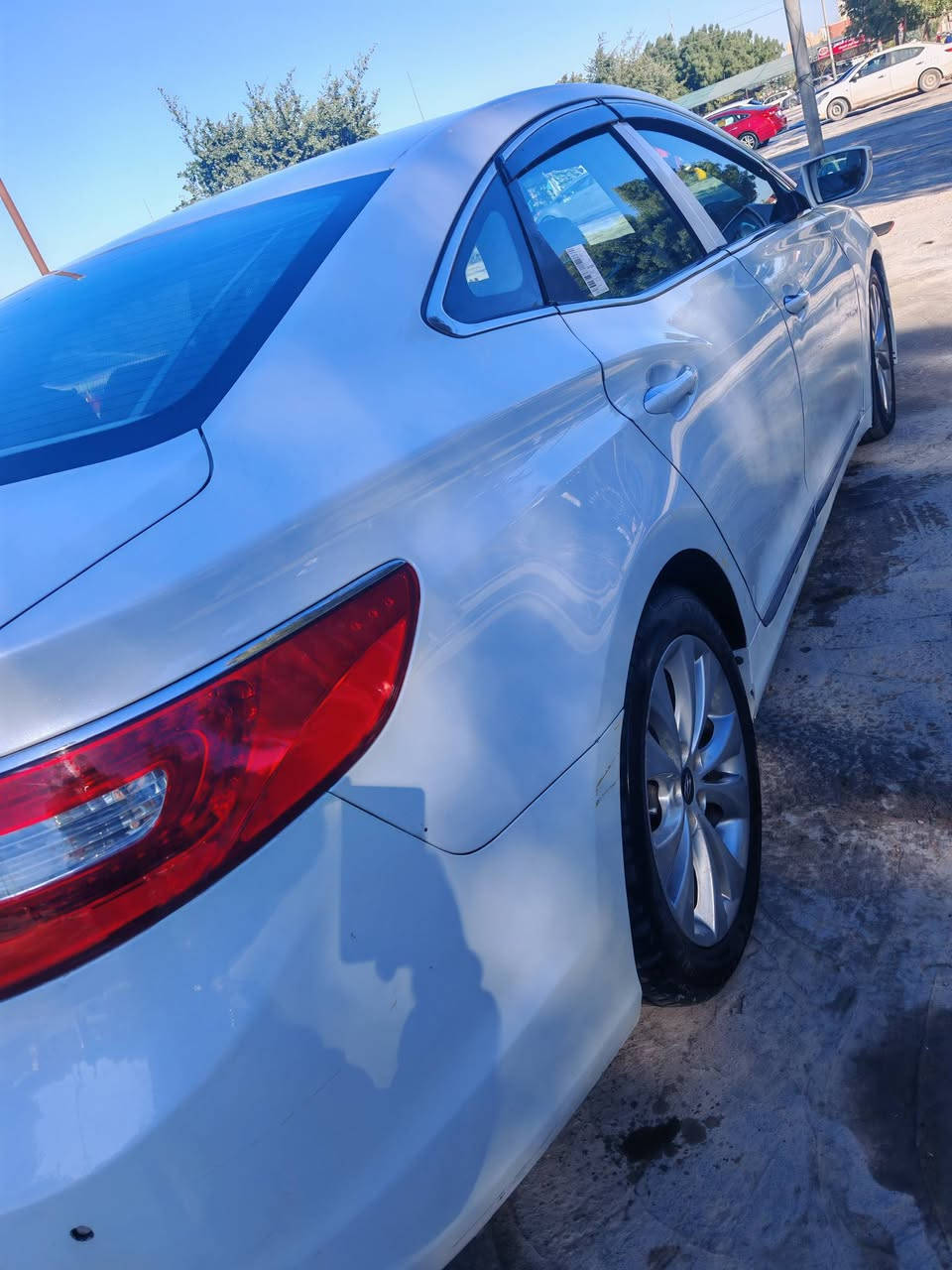 السلام عليكم ازيروا للبيع 2015 مكفوله عدا الباب بارد كما موضح بلصوره مكينه حاويه صار ٢٠ يوم من شاده يشهد الله ٢٢ ورقه شديت المكينه مكفوله تبريد ثلج سياره ترايه وين ميعجبك حداديه جديده تخم تاير سياره صفيته الي ياخذه متعبه يشهد الله مالكه بصره عدنه وكاله مطلقه بيه تريد مداور تريد وكاله (***********) واتساب موجد اي وقت السعر 125 قفل سنويه صار شهرين من صقطت
