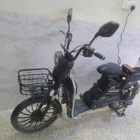 دراجه كهربائيه • شغالة • نظيفة