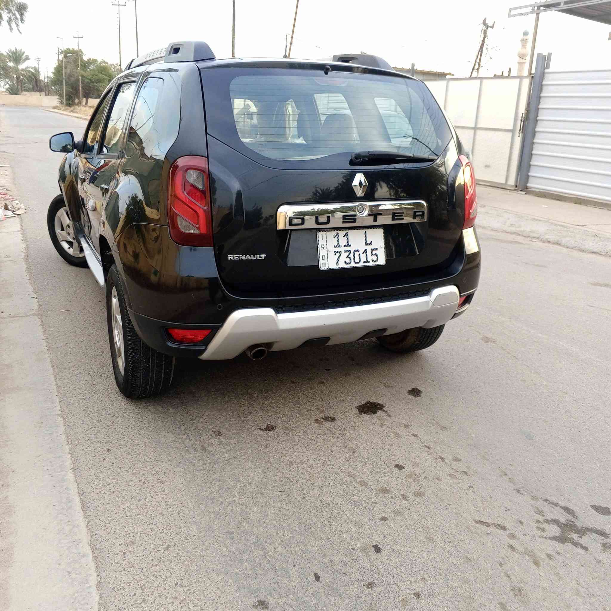 السلام عليكم رينو داستر 2018 حره  خليجيه رقم بغداد انكليزي بسمي هزه جديده محرك 2000 كير اي تي المرغوب بيها صبغ اهلال الجاملغ الخلفي وبيها بارد بخشم الجاملغ الامامي اليسره وبيها رصعه بلهلال الجاملغ الخلفي السياره ماشيه 59 الجام اربعه كهرباء تبريد ثلج تخم تاير صدر باتري جديد السعر 85 مكان السياره بغداد العامرية رقم الهاتف ***********
