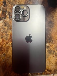 ايفون 13 pro max  جهاز شاصي نضيف   االجهاز مبدل بطاريه وشاشه    فيس اي...