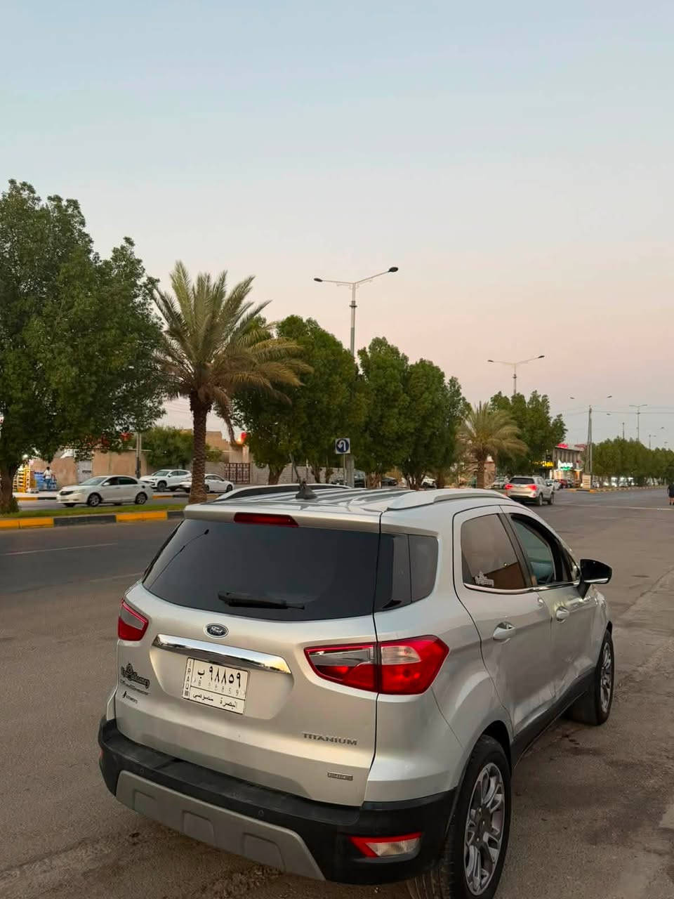 السلام عليكم فورد ايكو سبورت موديل 2020 فول مواصفات وارد امريكي ضربته بجم كير محرك كفالة والبدي شوف العين تبريد نقص غاز فقط السعر 70 وبيه مجال العنوان البصرة المعقل الرقم :***********

