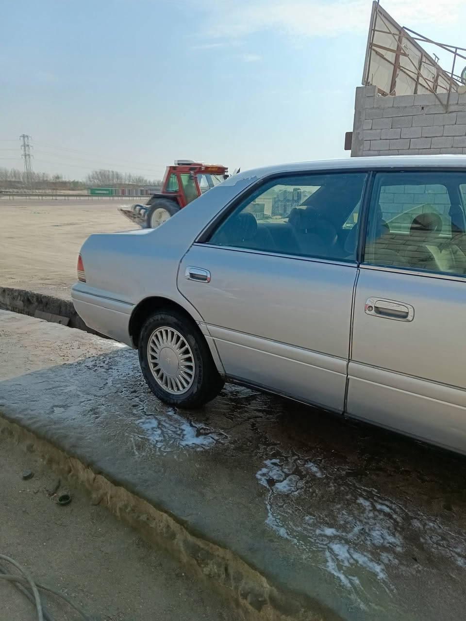 راس الثور 
رقم بصره مشروع وطني
مكينه وكير حاويه  تبريد وكهربائيات شغاله
سياره سستم كامل شرط المداور

بصره سفوان  
***********
 سعر 87 وبيه مجال
