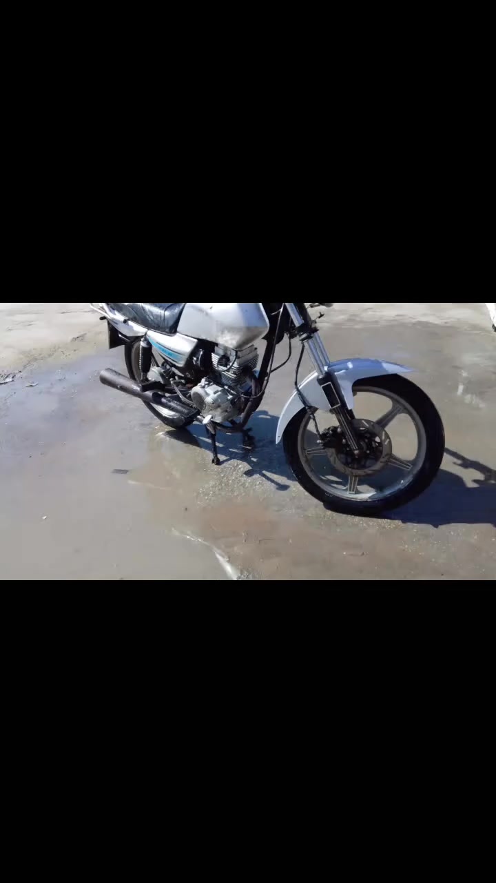 السلام عليكم دراجه للبيع موديل 2021 بدون أوراق مكفوله من للسرقه ومن أي شي نضافه هاي جدامكم مستعجل على بيعته 
السعر450وبيه مجال بسيط للاتصال ***********
