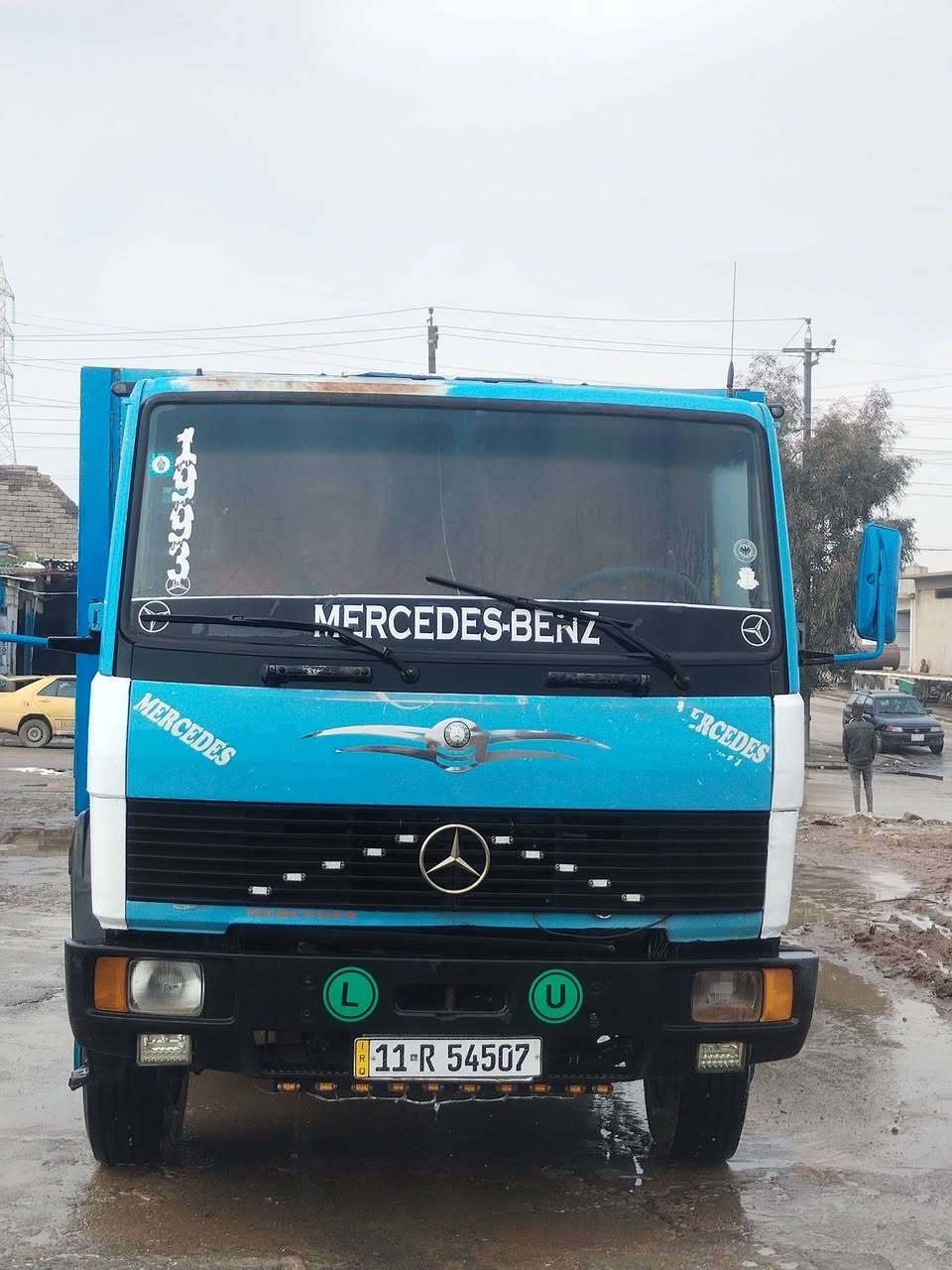 محرك سوبر سبعة كير  رقم بغداد رقم انكليزي  بسمي حمولة ثلاثة طن ***********  السعر ١٢٠
البة للبيع مديل ٩٣
