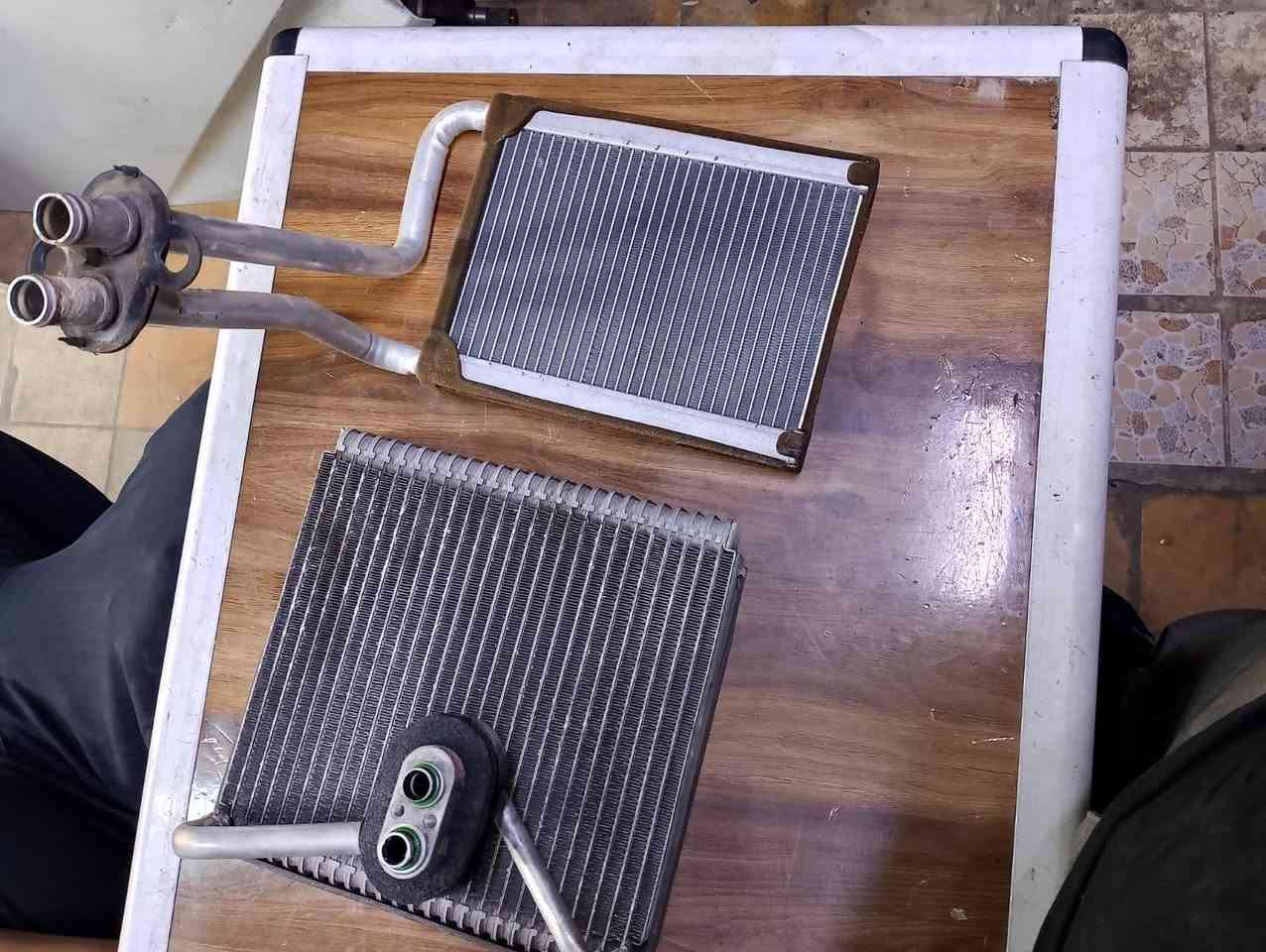 تفصيخ اكسنت مضلع خليجي و امريكي 
دركه اكسنت مضلع ٢٥
فسفورات دعاميه خلفيه ٢٠
بطاين خلفيه ٢٠
قبق فإن التبريد ١٠
راديتر  تدفئه ٤٥
فريز تبريد ٤٥
إيرباك ٢٥
توصيل بغداد والمحافظات 
*********** بغداد, العراق
