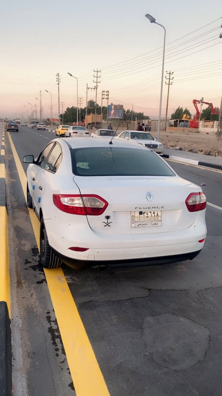 السلام عليكم
لبيع رينو فلونس 2013
مكفوله كفاله عامه مكينه و كير خير من الله 
رقمه بصره و سنويه 27 مكان السياره بصره زبير 
*********** السعر 57
