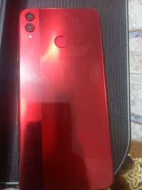 جهاز هونر 8x ذاكره 128 نظيف فقط يحتاجله شاشه لان شاشته ضاربه بيها فطور...