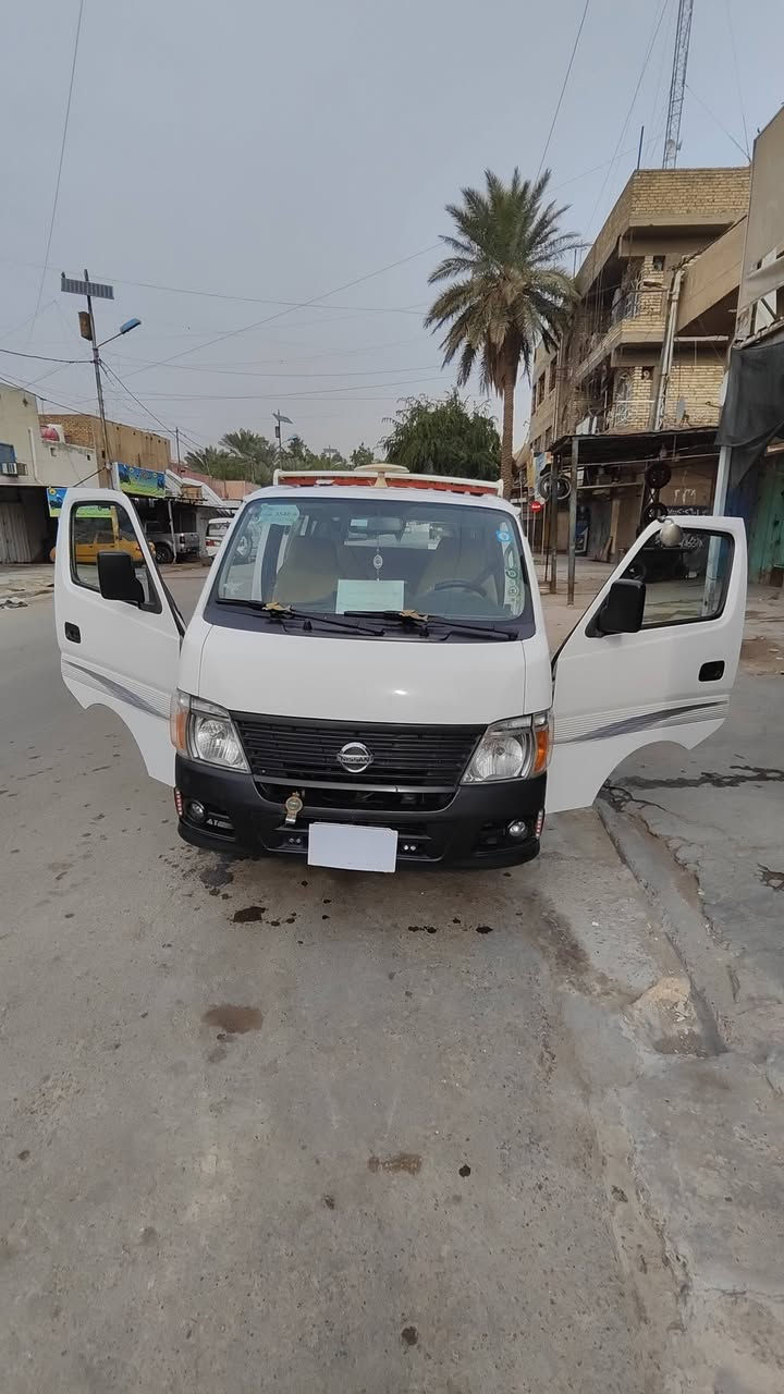 سلام عليگم نيسان يورفان موديل 13 لرقم كربلاء  السعر 170 وبيها مجال قليل ***********
