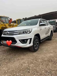 تويوتا هايلوكس# مكفول من الصبغ من التبديل ما عدى بيه باردات بسيطات  مو...