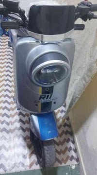 دراجة شحن مديل 25 جديده الرقم 07714655212