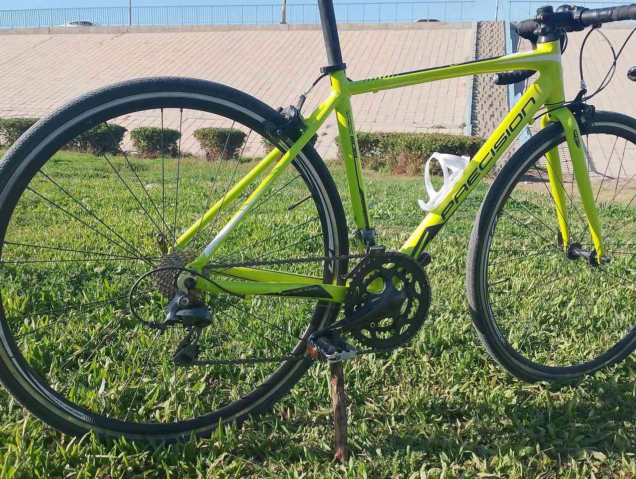 رود بايك precision
فريم المنيوم گروبست شيمانو كلارس 8×2 
سعرها 250 وبيها مجال 
للمواصفات اكثر تعال خاص


**إذا كنت صاحب هذا الإعلان وتريد حذفه لأي سبب، رجاءا أرسل رسالة إلى الدعم الفني**