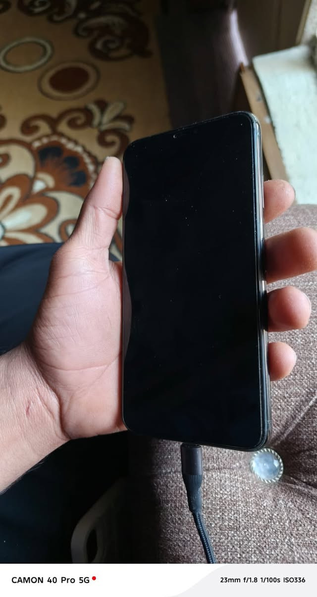 اكس اس ماكس  ذاكره ٢٥٦ جهاز مبدل بي بس بطاريه  وضرر واضح بضهر مالته سعر ١٢٥ قفل مستعجل عل بيعته ***********
