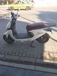 للبيع دراجه شحن فول الدراجه نضيفه مناقصه شي مكاني الحريه بغداد 0787750...