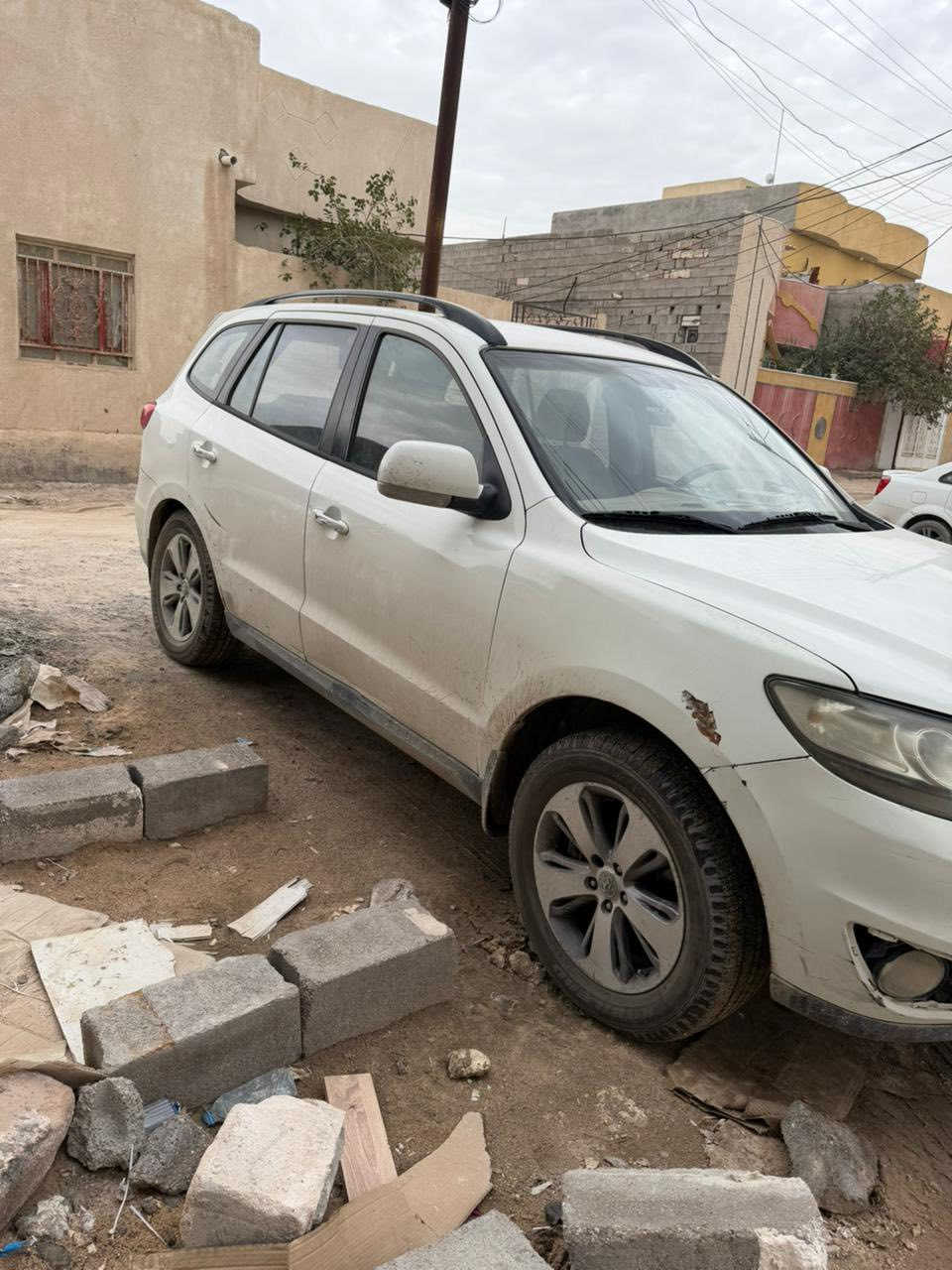 مكلف سلام عليكم اخوان سنتافي 2012 سياره حلوه خليجيه مكفوله من الضربه بيه طخات بسيطه تخم تاير باتري جديد تبريد خير من الله صار بيه كازكيت مكينته ٤ سلندر ٢٤٠٠ ابيعها ع وضعها السعر ١٠٥ وبيه مجال ***********مكاني بصره محيله
