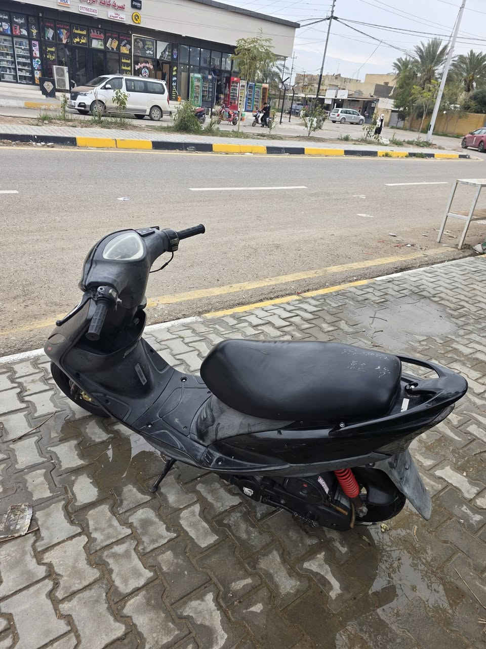 السلام عليكم دراجة ماكس عدلة كامله مابيها نقص كلها بلاديه للبيع سعر ٥٠٠ وبيها مجال يقرب تقاطع قدس ***********
