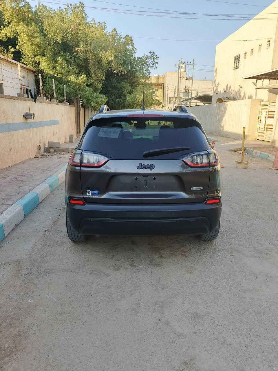 جيب شيروكي موديل ٢٣للبيع فول ***********
