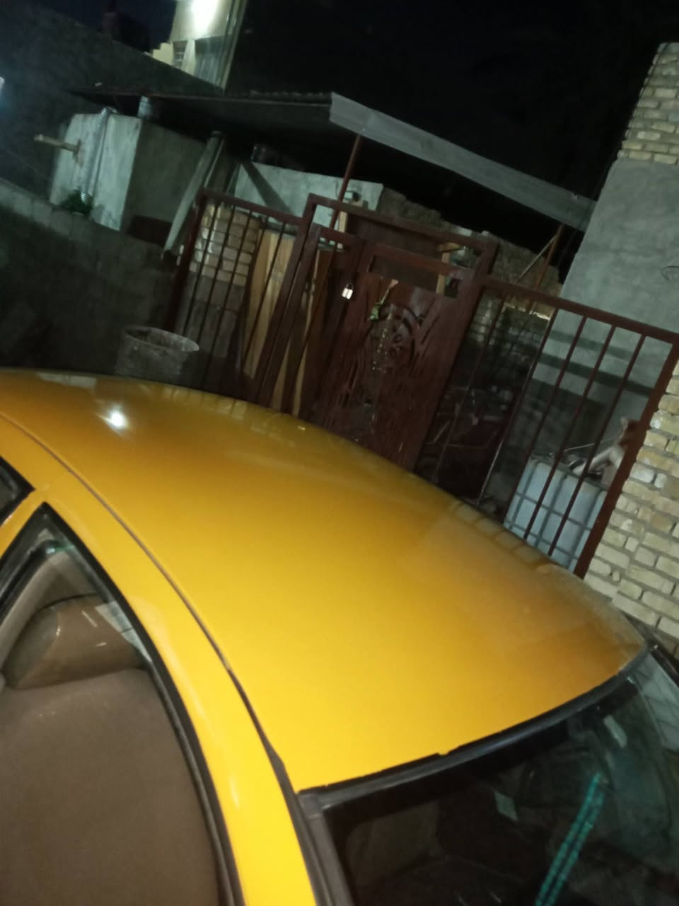 سني ٢٠٠٩ بدي كوري  
جاهزه من كلشي 
السعر٧٥ وبيهه 
مجال 
***********مكاني بغداد
