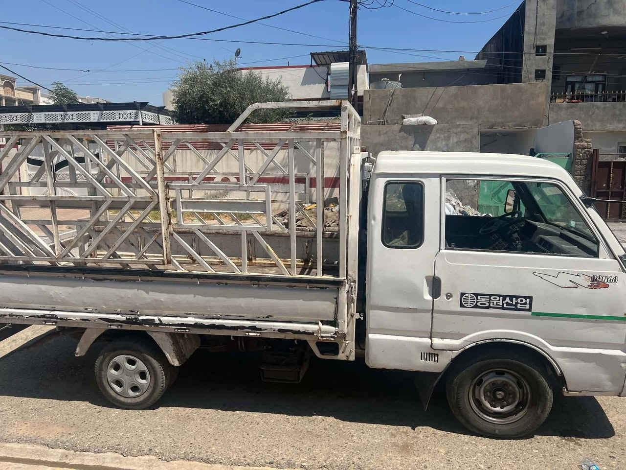 كيه بنكو 96
ابيض كير ومحرك بشرط 
7جنكال
رقم بغداد جديد مشروع وطني 
حصه كاز بيه
شرط التحويل بسمي 
السعر 55 
***********
