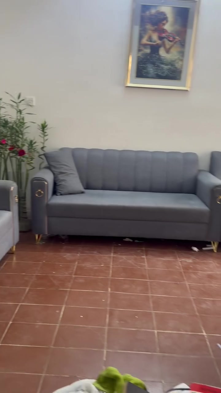 للبيع مستعجل السعر 325 الدوره ***********

