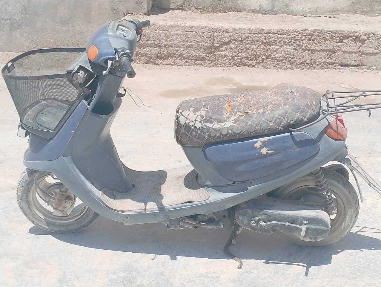 اام  السله فحل خطين شغاله بس يرادله تنضيف كابريتر لو تبديل بلك السعر ٢٠٠ وبيه مجال اي استفسار اتصل عل رقم
***********
