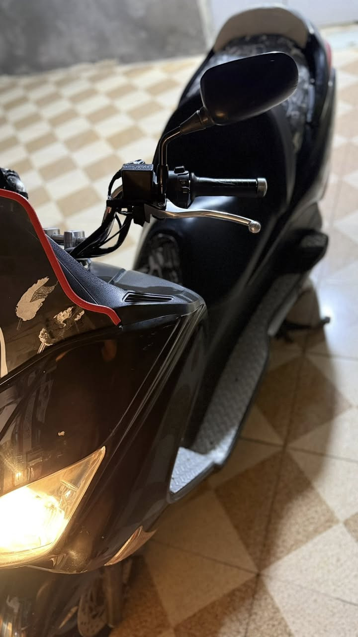 فورز صفر 9 دراجة مكفوله بس بيها صوت گلجات السعر 900 وبيها مجال مكاني ميسان رقم الاتصال ***********
