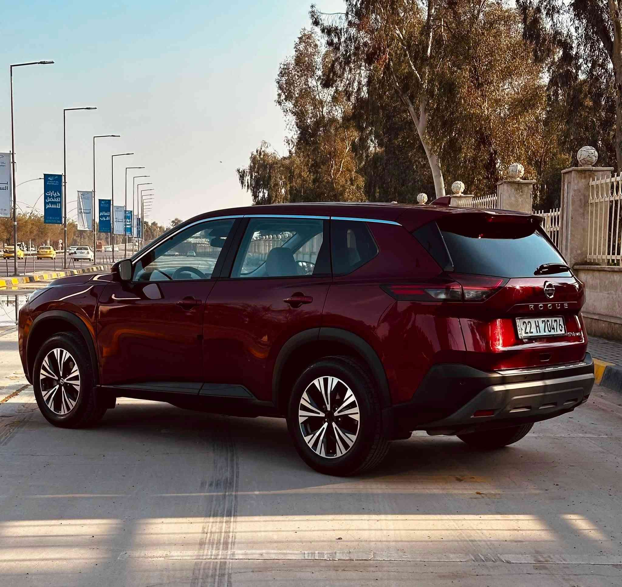 Nissan Rogue2021
ماشية70M

المواصفات SV AWD

بصمة 

شيفتات ستيرن

حساسات خلفية

رادارات جانبية وخلفية وأمامية

اربع كاميرات 

5انظمة للقيادة

كشن كهرباء

4ابواب بصمة مع دخول ذكي

ويل كروم

وباقي مواصفات الSV المعروفة 

الفحص جديد

الهزة 2027

--------------------------------

ايرباك السترين طاك ومرجع سستم 

الضرر الدعامية الامامية فقط 

مكان السيارة الموصل

***********
