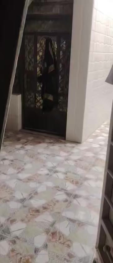 مكلفه بلنشر ليريد استفسار لأرقام موجوده بيه وات ساب مكلفه بلنشر
