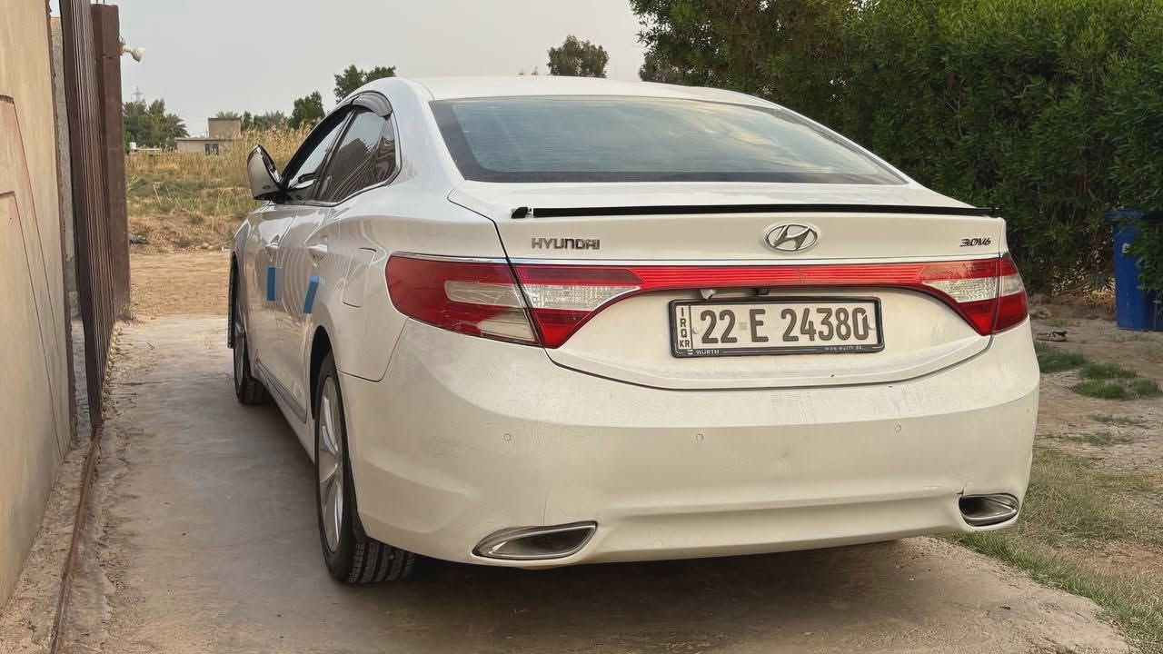 السلام عليكم ازيره 2012 خليجي محرك 6V 3000
  المرغوب 6نمر سياره حداديه جديده ضرر السيار.     مثل ماموضح بل صوره السونار 
 رقم اربيل وكاله بسمي  
🔥السياره مشدودله منضومه زنون عالي ناصي 

🔥تحكمات ستيرن مثبت سرعه 

🔥اشاير مري  
🔥مري شفط

🔥كشنتات تدفه تبريد 
🔥رادار امامي خافي 
🔥بردات خلفيه 
مكان السياره واسط الزبيديه رقم الهاتف ***********

