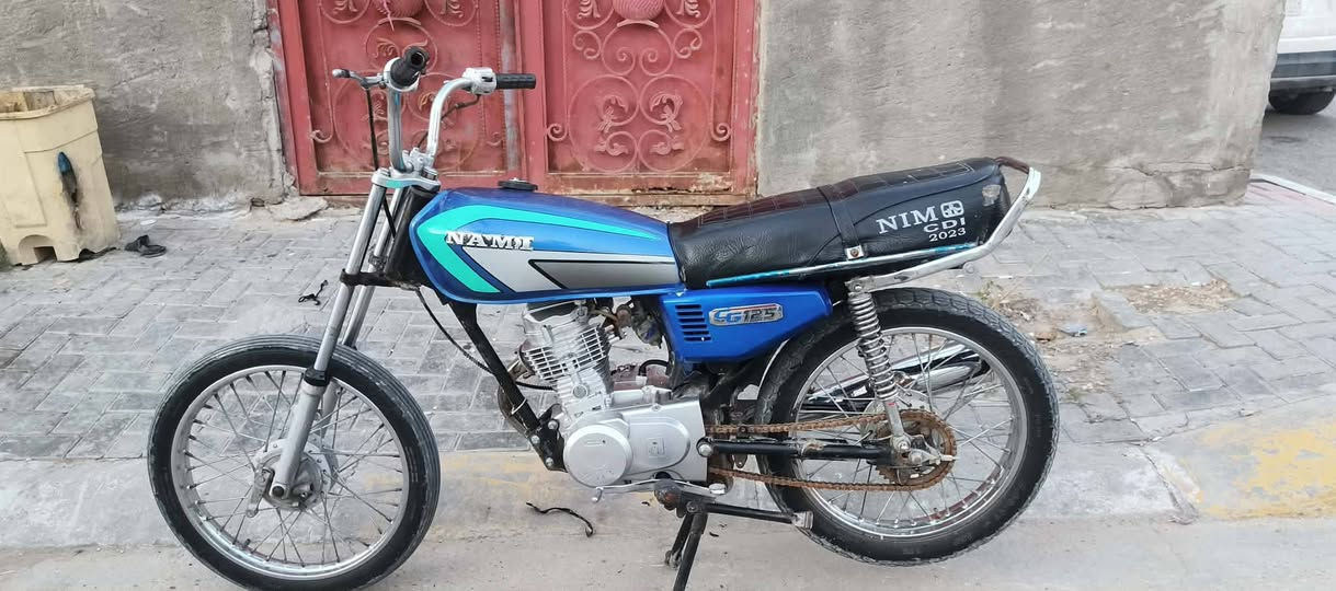 سلام عليكم  للبيع اربعه كير  مكينه جديده ستوها مشدوده شاصي نضيف تايرات جدد صالنصه دبلات كله جديد  الدراجه كلك السعر 325 وبيها مجال للشراي تشلع عيوني مكاني كربلاء حي العامل ***********
