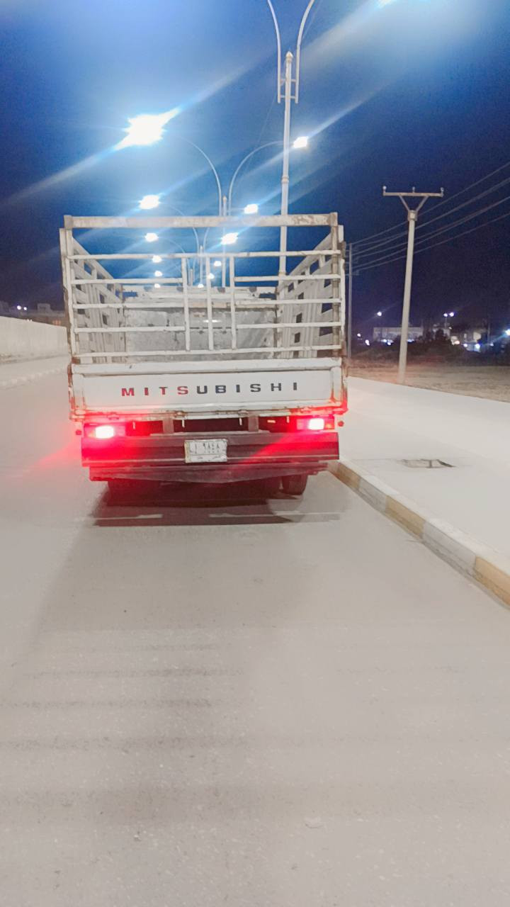 اعيد النشر بسبب الوعود الكاذبه
تنويه دينه تيوتا اصل 
قماره كنتر مستيبوشي وبدي كنتر مستيبوشي 
جيات فيت وعدل
طول البدي 4/500
مكينته بيه ضعف 
سنويته منته 2023
***********مكان الناصريه 
قضاء الغراف
