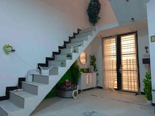 مساحه 255 والبناء تقريباً 160
بي غرفتين 6*4 و5*4
استقبال 7.5*4.5
المطبخ وسط مو كلش چبير
هول چبير حلو
صحيات داخليه و خارجيه
بناء بلوك وشغل مرتب والبيت جاهز ماناقصه شي
البيت طابو عرصه بأسمي مو زراعي
موقعه حلو وعلى شارع 20
السعر 200 وبي مجال
الاستفسار الاتصال عل رقم ***********
