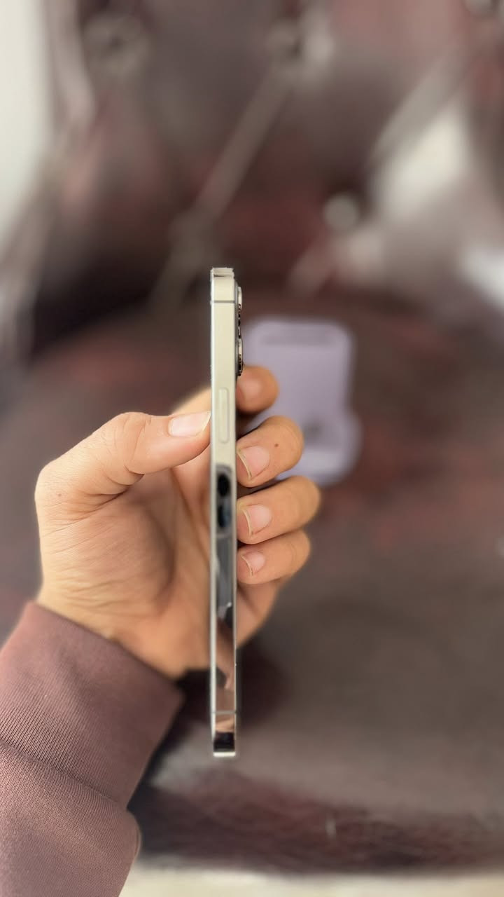 ايفون ١٢برو ماكس مستبدل بطاريه    اصليه
100٪؜ ذاكره 256  السعر ٤٣٥. رقمي ***********
