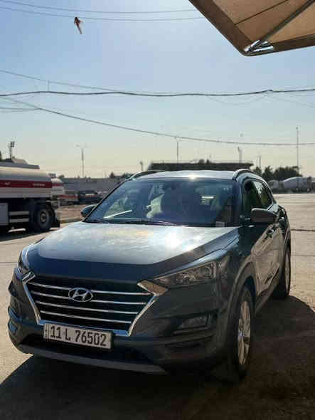 سلام عليكم.         158 وبيه مجال 
هونداي توسان
2021 بيه بنيد مبدل وكفاله لغود وشواصي 
وكفاله كير ومحرك حتى من الفتح والتبخير والتنقيص ولسياره باسمنه تحويل ثاني يوم السياره بنيد مبدل فقط ولجاملغات على البارد ما مبدلات السياره جاهزه من كول النواحي كير والمحرك والصدر والتبريد وتخم تاير ويل كب جديد يعني مابيه نقص وسياره ماشيه 49 الف ورقمه بغداد الجديد ولسياره فول نضافه وحتى الكاعيات مال الشركه بعدهن على الايلون ولسياره بلايلون 
مكانه بغداد الامين الثانيه وسعره ب158 وبيه مجال حك الجيه وما اعتقد تلكون هيجي نضافه ونص فول حتى نضام الفور ويل وهاذه رقمي بي واتساب ***********
