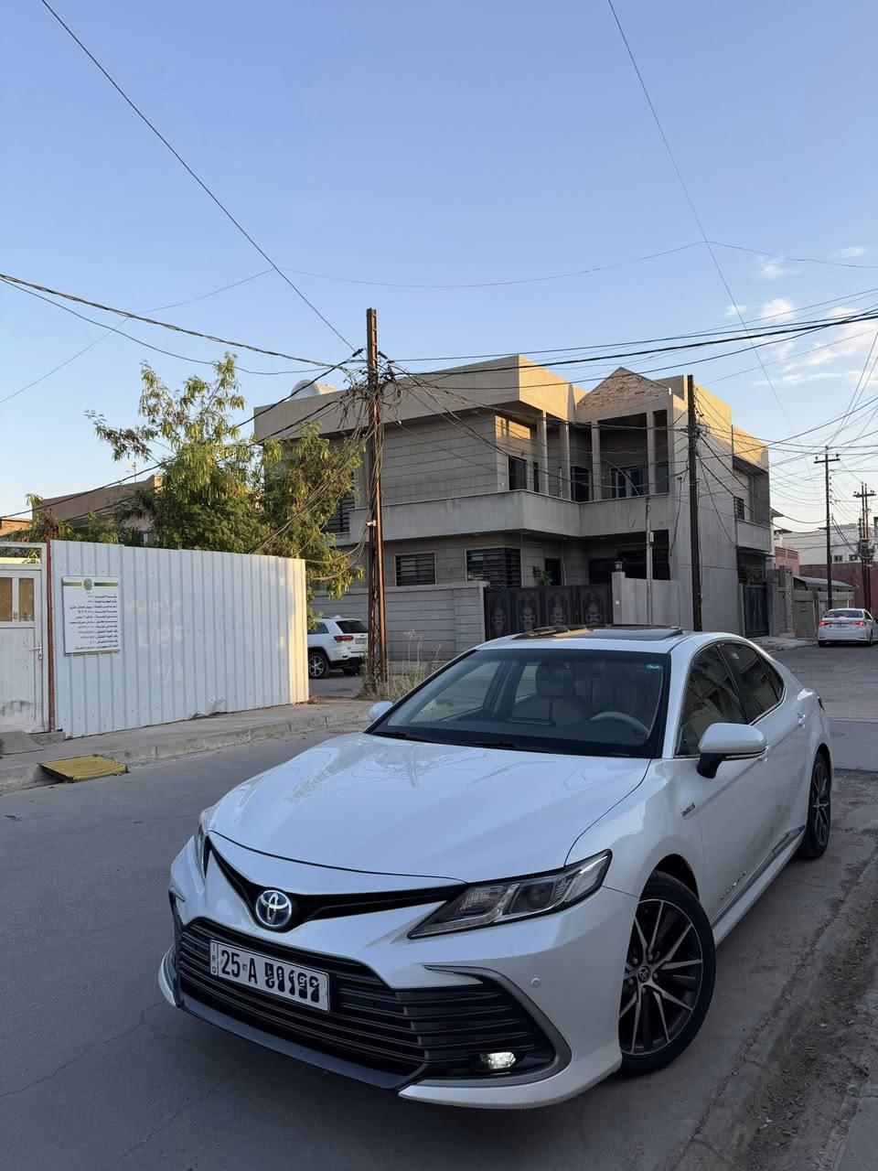 سلام عليكم من رخصة ادمن الگروب
كامري 2023 خليجي Gle هايبرد 
اللون صدفي 
فول مواصفات 
سقف سلايت 
تحكمات ستيرن 
شاشة چبيرة 
بصمة 
پردة خلفية بلادي 
لايتات زينون led 
تخم تايرات جديدة 
رقم كركوك دولي 
شرط التحويل والغرامات 
السيارة كلين تايتل بس بيها تعديل بارد 10 سانتيم موضح بالصورة 
السعر 235 وبيها مجال 
للاستفسار :
***********
