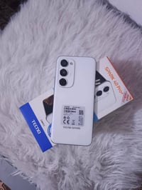 تكنو سبارك 40 برو بلس • ٢٥٦/١٦ • شاشة ١٤٤ هرتز