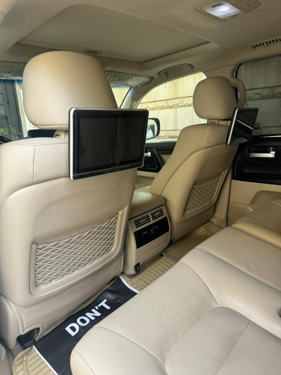 � للبيع لاندكروزر 2020 GXR 🚘

✅ ساز باب أول
✅ ماشية 59 ألف كم
✅ رقم بغداد دولي
✅ سنوية جديدة
✅ السيارة باسمي مباشرة
✅ نظيفة وجاهزة للفحص

📞 للاستفسار:***********
