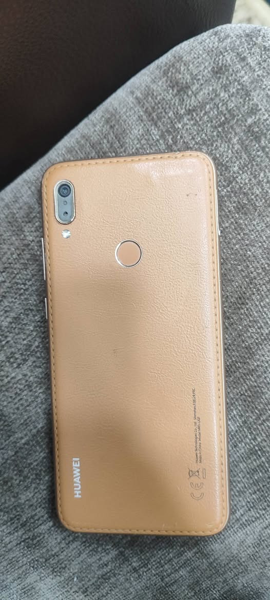 هواوي y6 برايم
ذاكره :32
سعر :45 بيه مجال
جهاز حلو


**إذا كنت صاحب هذا الإعلان وتريد حذفه لأي سبب، رجاءا أرسل رسالة إلى الدعم الفني**