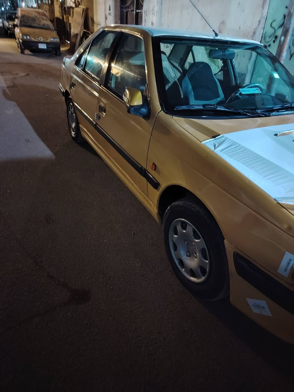 السلام عليكم ورحمة
بيجو بارص/ موديل 2011
كفاله عامه  / رقم بغداد
كير / او مكينه / او تبريد
مكاني ديوانيه حي العسكري 
***********
