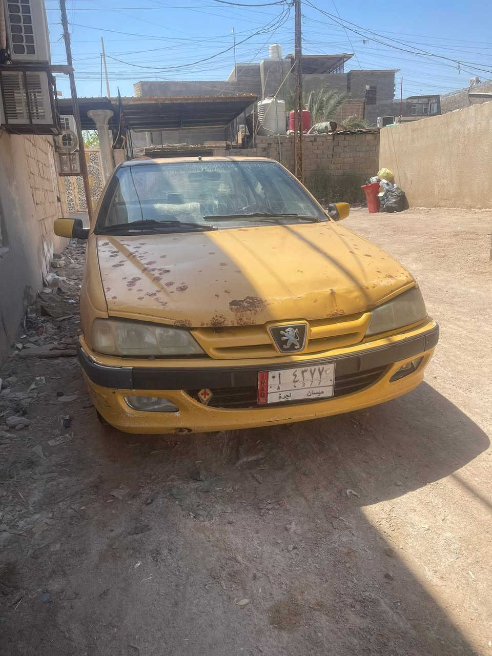 متاح بيجو ٢٠١١  راعيهه موجود يريد تحويل مكان بصرة جاهزة محرك وكير وتخم تاير وحدادة وكهربائيات كله شغاله سعر مليونين وبيهه مجال ***********
