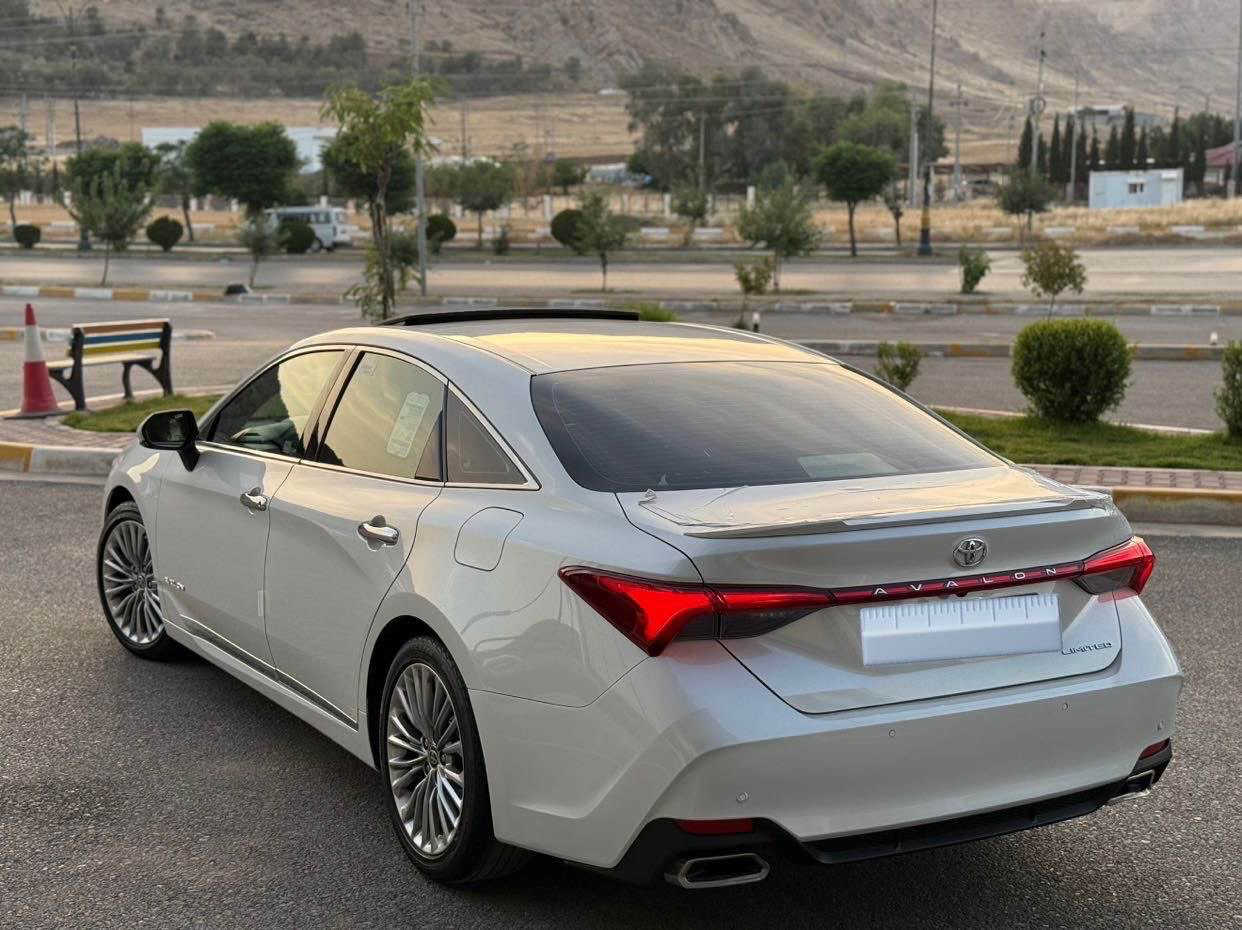 Toyota Avalon 2021
‎خلیجی دەرەجە یەک( ۱ )  ناو قەیسی

‎مواسەفات
‎ناو قەیسیو جڵد
                                                                   67lهه زار رؤشتوه 
‎مکەبەرە JBL
‎سلایس
‎داتاشۆ
‎بەسمە
‎داتاشۆ
‎جارجی مۆبایل
‎برێک بەسمە
‎خەتی جادە
‎ئۆتۆ هۆڵد 
(Eco-Normal-Sport )سێ مۆدی لێخورین
‎برێک ئۆتۆ
‎کوشن ساردوگەرم
‎ڕاداری ئاوێنە
‎ئۆتۆ فوول
‎کوشن کارەبا
‎ڕاداری پێش
‎کامیرە 
‎حاسە پێش و دوا
‎لایت زینۆن
‎کوشن جڵد
                                 سپيري دانگيراوه گاحي شه ريكي رانخراوه
‎تایەو ولی تازەی لە ژێرەبيلادي

‎سەیارەکە زۆر لۆک و جوانە هەموو گیانی بەشەرت 
بۆیاخی نیە ساردی نیە یەک پی دەی ئاری هەیە هەموو بە شەرت  سەنەوی ڕەقەمی تازەیە سەیارەکە هاموو گیانی لەسەر دەقی شەریکە ماوەتەوە 
‎سعرى (٣٦٣$) گەڵاو  معامەلەیەکی کەم
                                                                       ناونيشان رانيه
                                                                       فايبر واتسئاپ  
(***********)
*********** رانية, السليمانية
