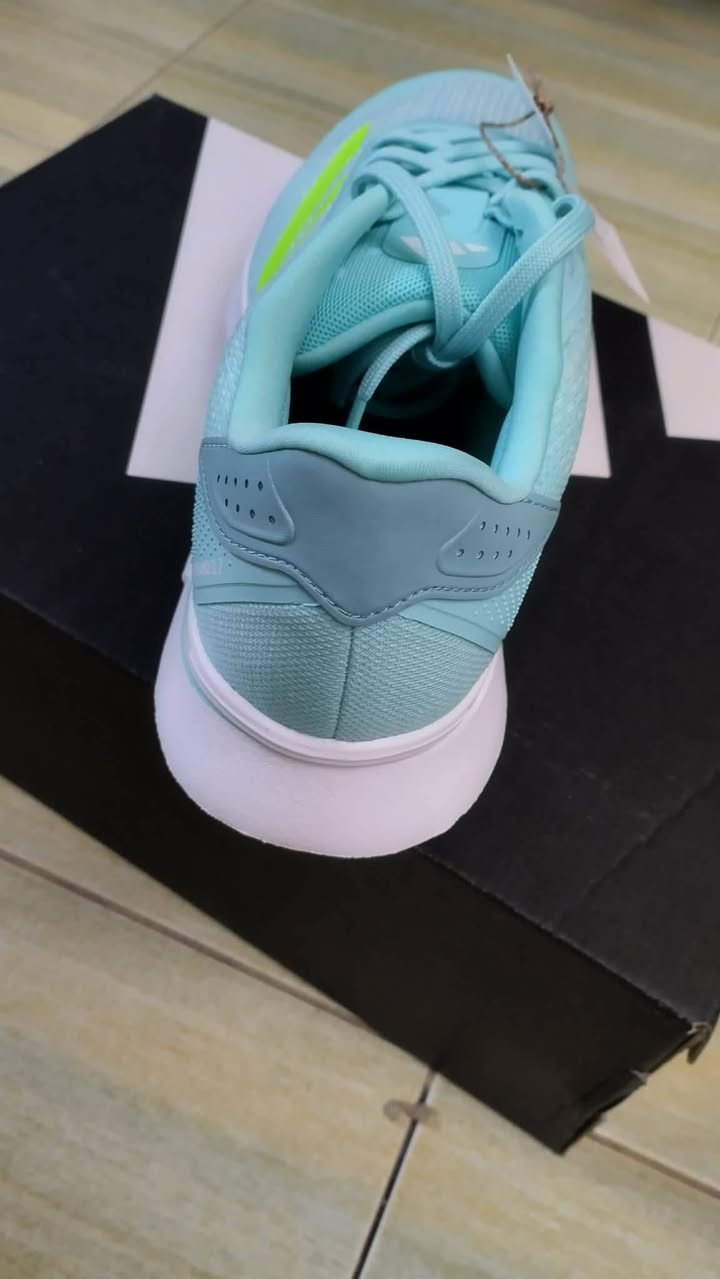 Adidas
اصلي
مقاس ٤٤.٢/٣
السعر ٢٥٠٠


**إذا كنت صاحب هذا الإعلان وتريد حذفه لأي سبب، رجاءا أرسل رسالة إلى الدعم الفني**