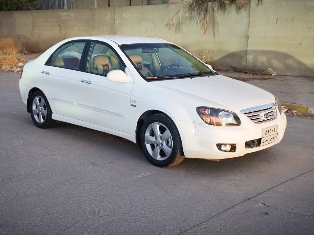 كيا سيراتو 2007 خليجي محرك 1600 دكشن عالي بطاقة بنزين موجود كير و محرك تبريد شرط سيارة كلش جديدة وحلوة بيها شبرين صبغ اسفل رقم خلفي  صونار بالمنشور سعر 86 وبيها مجال *********** عنوان كركوك الحرية.... كركوك, العراق
