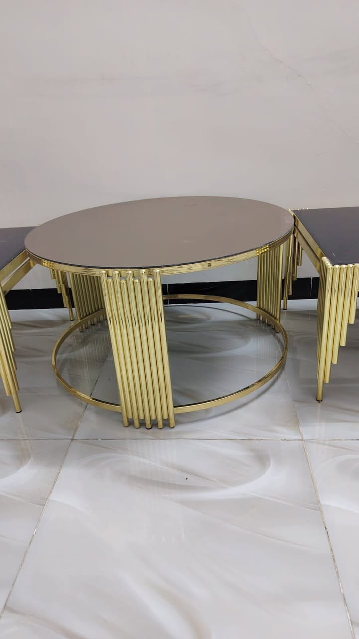 طبلات للبيع ثلاثه السعر 100 وبيها مجال ***********
